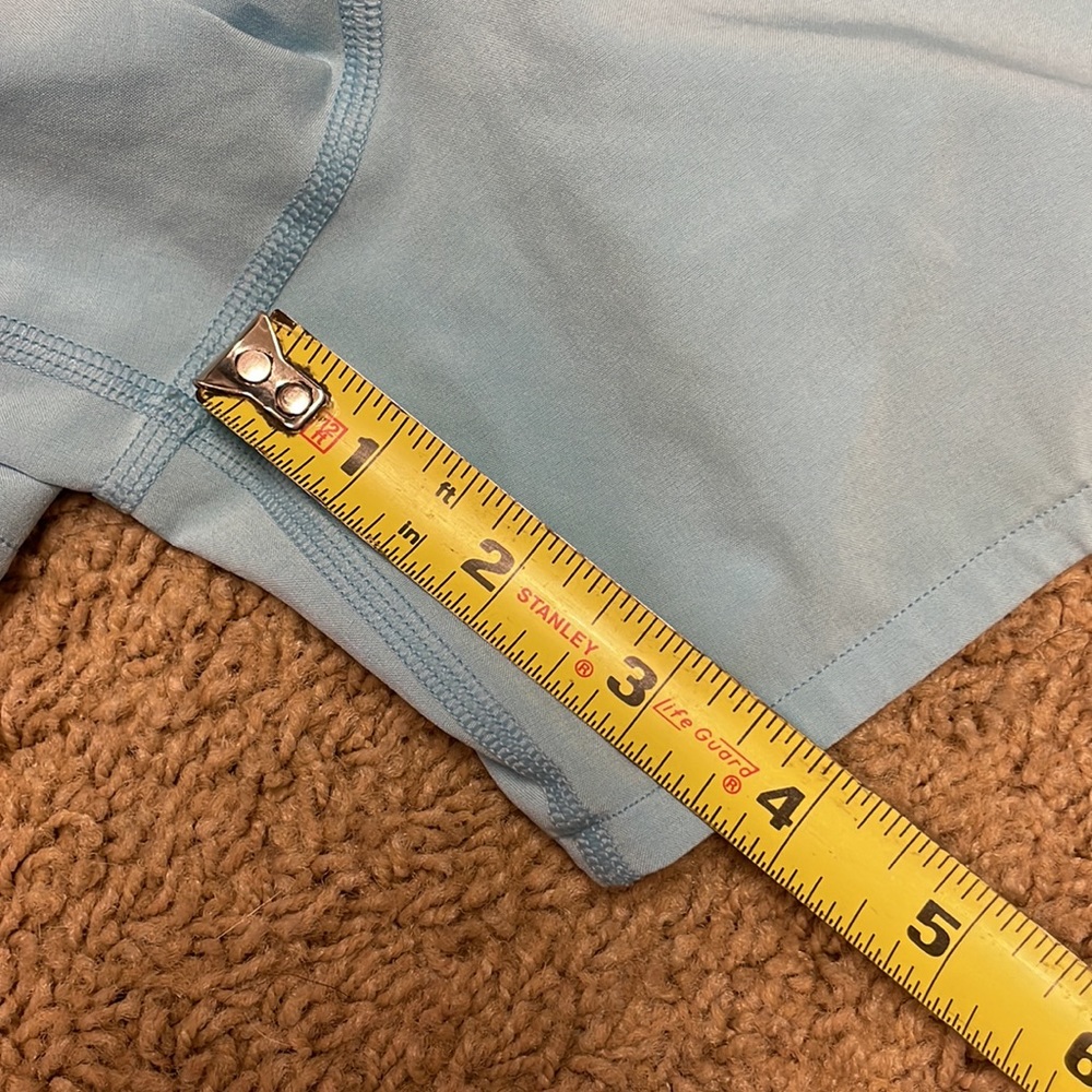 NWOT Lululemon mid rise lined shorts 4” - Picture 6 of 7